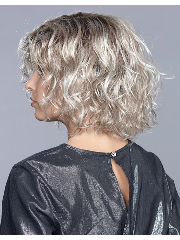 Kinlange Gelaagde Blonde Krullende Synthetische Pruiken