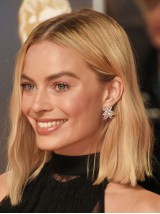 Blonde Medium Golvende Kaploze Pruiken