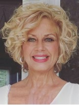 Blonde Korte Golvende Kaploze Pruiken