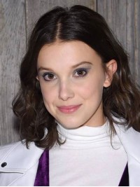 Millie Bobby Brown Glamour Pruiken Van Echt Haar Zonder Kap Met Middenscheiding