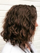 Bruine Lange Kaploze Krullende Remy-Pruiken Van Menselijk Haar 16 Inch