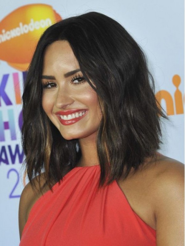 Demi Lovato Medium Centrale Scheiding Golvende Capless Remy Menselijk Haar Pruiken 12 Inch