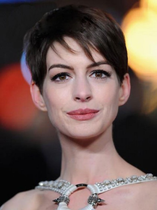 Anne Hathaway Pruiken Van Echt Haar Met Korte Kanten Voorkant, Rechte Jongenssnit