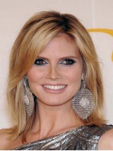 Heidi Klum Intimates Medium Rechte Kaploze Pruiken Van Echt Haar Met Pony Aan De Zijkant