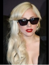 Lady Gaga Blonde Lange Golvende Kaploze Synthetische Pruiken Met Pony Aan De Zijkant