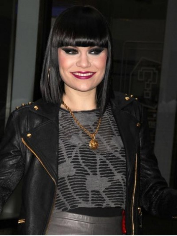 Jessie J Bob-Stijl Korte Rechte Synthetische Kaploze Pruiken Met Pony