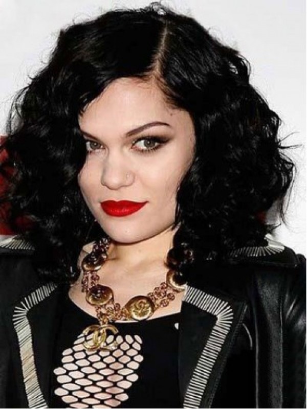 Medium Jessie J Korte Krullende Kaploze Synthetische Pruiken Met Pony Aan De Zijkant