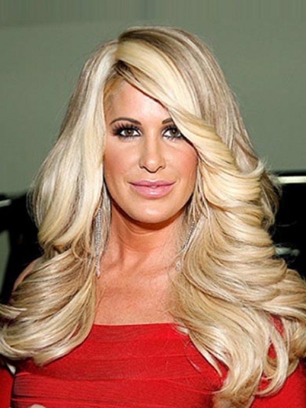 Kim Zolciak Lange, Golvende, Kaploze Synthetische Pruik Met Pony Aan De Zijkant