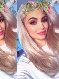 Kylie Jenner Lange Rechte Pruiken Van Synthetisch Kant