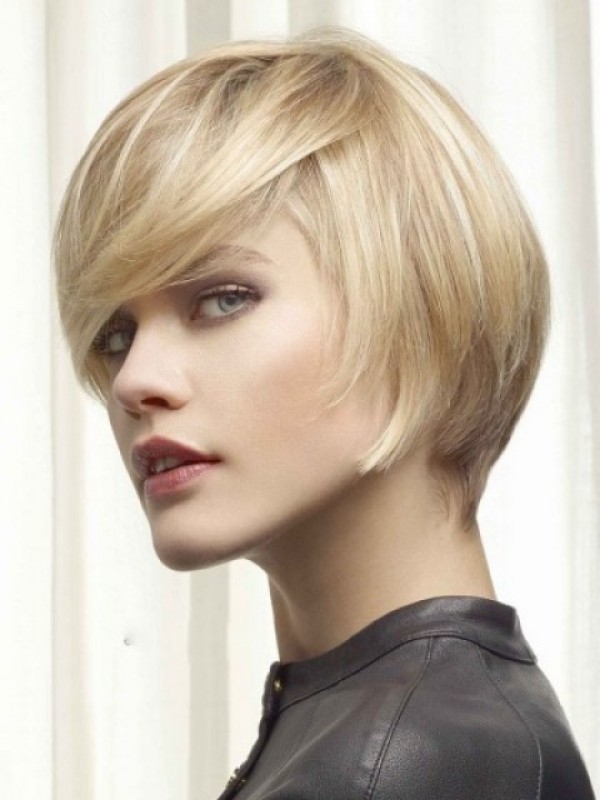 Blonde Korte Rechte Kaploze Synthetische Pruik