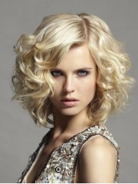 Korte Golvende Kaploze Blonde Synthetische Pruiken