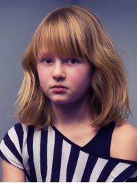 Schouderlange Pruiken Voor Meisjes Met Pony