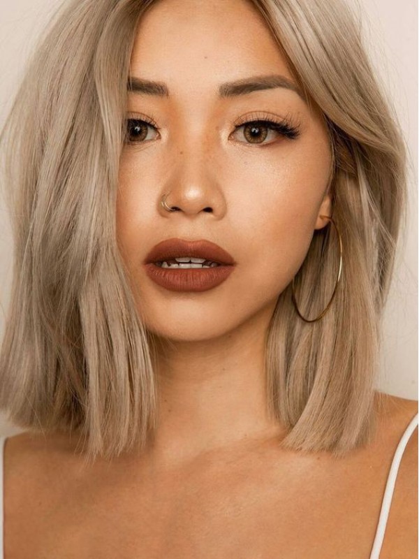 Blonde Medium Rechte Kaploze Pruiken Van Echt Haar Zonder Pony 9 Inch
