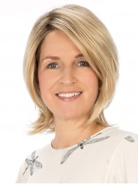 Korte Rechte Blonde Synthetische Pruiken Met Volledig Kanten Bob