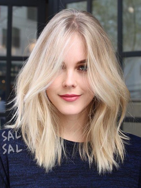 Blonde Lange Golvende Kaploze Synthetische Pruik Met Pony Aan De Zijkant 16 Inch
